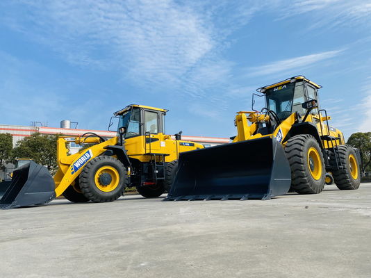 Équipement de chargement avant du moteur Cummins ou Weichai avec 9600 kg de poids de fonctionnement