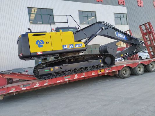 PC200 semblable avec Cummins Engine a employé pour le type de terrassement excavatrice de chenille de construction