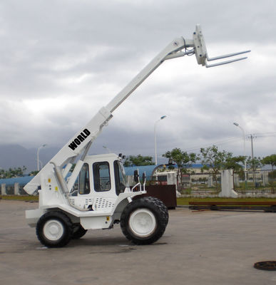 4 chariot élévateur télescopique 4WD Telehandler de charge télescopique du manipulateur 2.5T de moteur diesel du lecteur EPA de roue