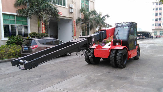 Chine Monde 11 tonnes de gros chariot élévateur à roues télescopiques à commande hydraulique à vendre