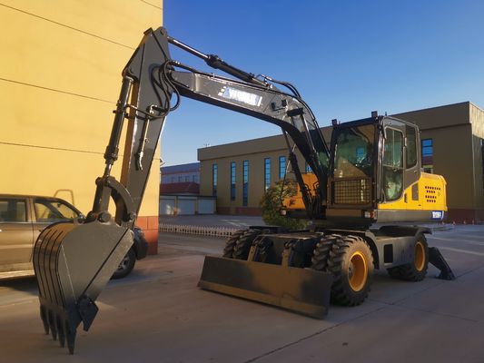 Le mécanicien Wheel Type Excavator de la Chine avec attaquent pour le bois ou l'herbe