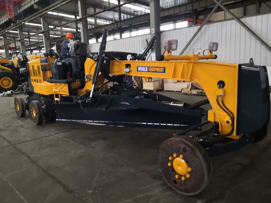 Niveleuse de moteur de Cummins 6BT5.9 avec la mise à niveau de terres cultivables de la longueur 135HP de lame de 3658mm