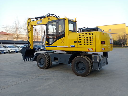 Une mini-excavatrice à roues fiable avec moteur YUCHAI/YC4D125 et pneus 9.00-20/8